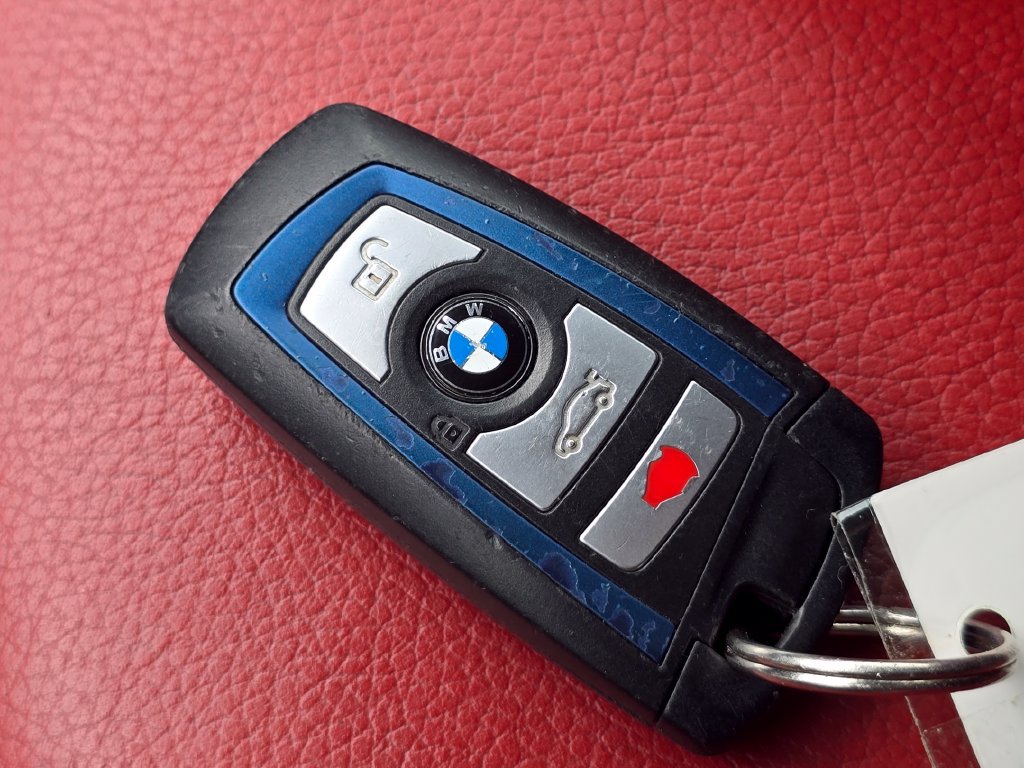 Used 2017 BMW M240i Convertible RWD image 33