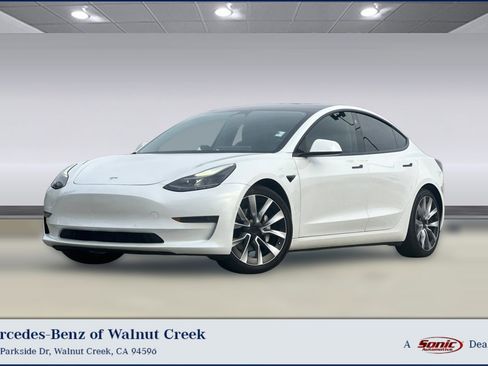 Used 2021 Tesla Model 3 Long Range image 1