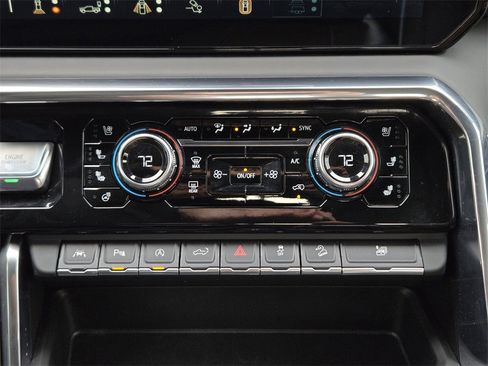 Used 2024 GMC Sierra 1500 Denali Ultimate image 21