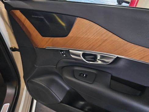 Certified 2023 Volvo XC90 B6 Plus w/ Protection Package AWD/4WD image 12