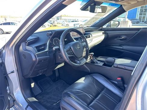 Used 2019 Lexus ES 350 image 13