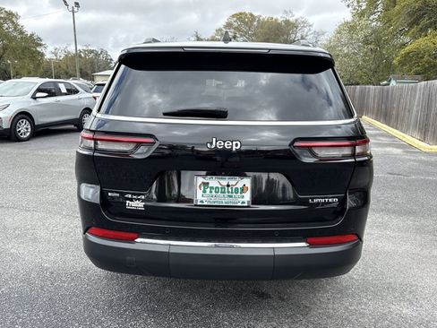 Used 2022 Jeep Grand Cherokee L Limited image 4