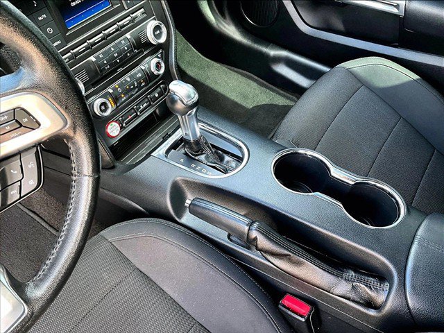 Used 2017 Ford Mustang Coupe RWD image 15