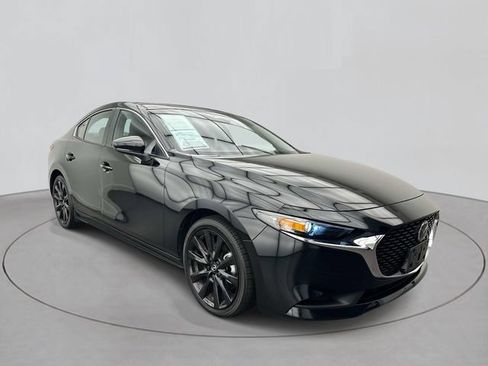 Used 2025 MAZDA MAZDA3 s FWD image 3