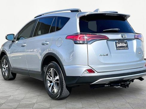 Used 2018 Toyota RAV4 XLE w/ Plus Extra Value Package FWD image 6