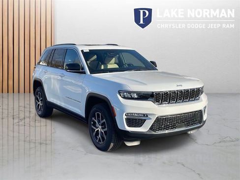 New 2025 Jeep Grand Cherokee Limited image 2