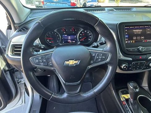 Used 2021 Chevrolet Equinox LT w/ Driver Convenience Package AWD/4WD image 26