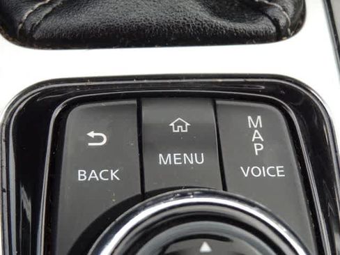 Used 2016 Nissan Maxima 3.5 SL FWD image 18
