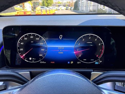 Used 2026 Mercedes-Benz GLB 250 4MATIC image 22