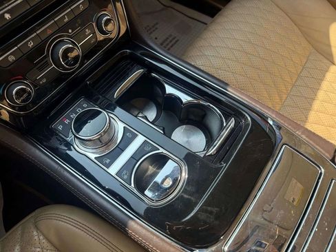 Used 2016 Jaguar XJ L Portfolio image 29