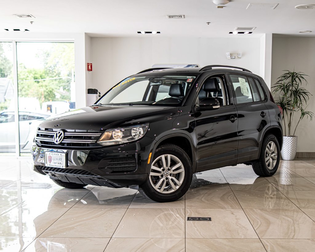 Used 2017 Volkswagen Tiguan S AWD/4WD image 1