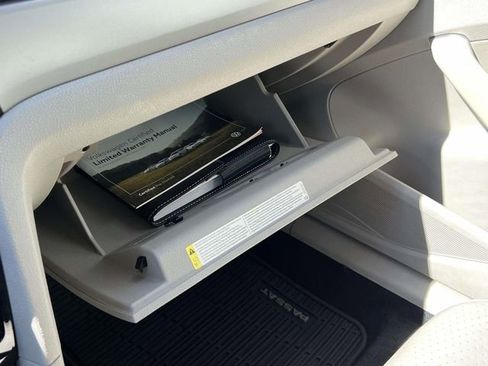 Used 2020 Volkswagen Passat 2.0T SE w/ Sunroof Package image 34