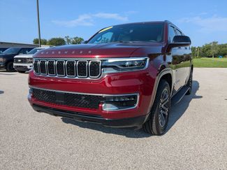 Used 2025 Jeep Wagoneer L 4WD video 1