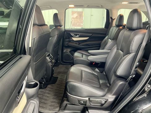 Used 2022 Subaru Ascent Limited image 22