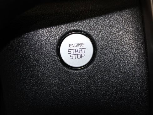 Used 2023 Kia Sorento S w/ Panoramic Sunroof Package image 26