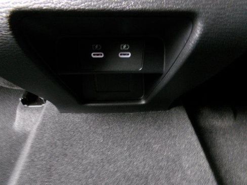 New 2025 Mitsubishi Outlander SE image 22