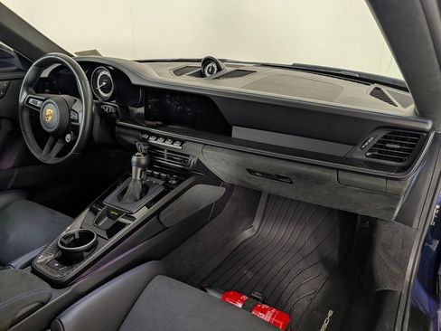 Certified 2022 Porsche 911 GT3 RWD image 18