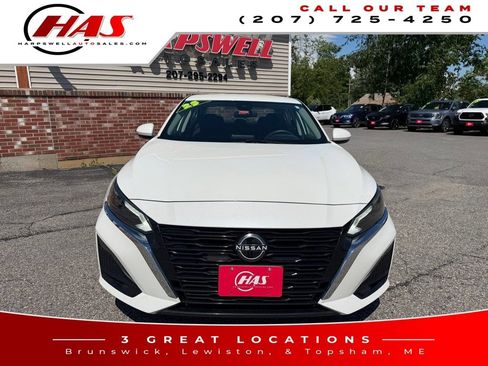 Used 2023 Nissan Altima 2.5 SV FWD image 9