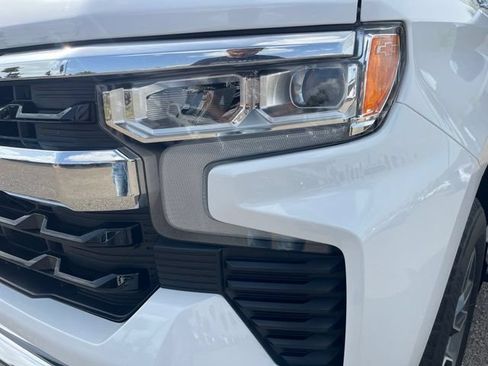 Used 2025 Chevrolet Silverado 1500 LT w/ Texas Edition Plus RWD image 4