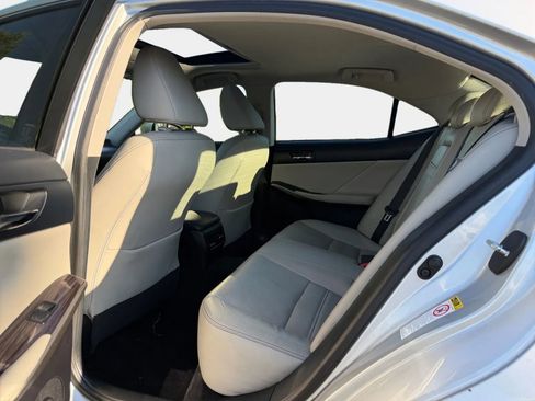 Used 2014 Lexus IS 250 AWD w/ Luxury Package w/Gray Wood image 10