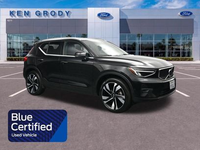 Used 2025 Volvo XC40 B5 Plus