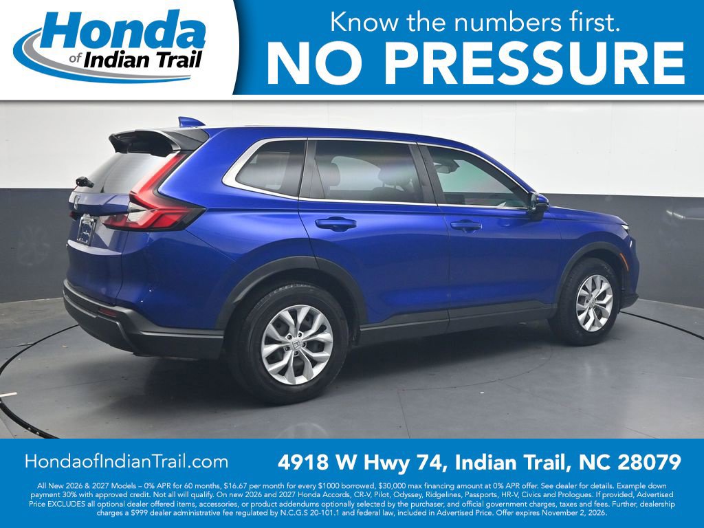Used 2023 Honda CR-V LX image 4