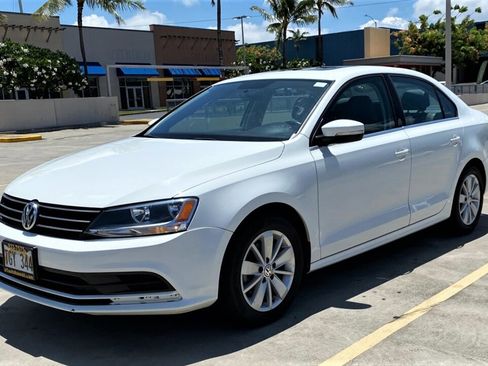 Used 2015 Volkswagen Jetta SE image 1
