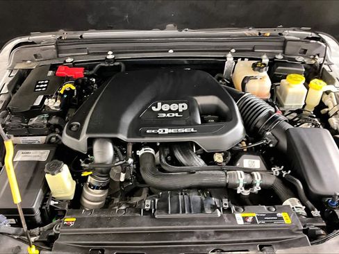 Used 2022 Jeep Gladiator Overland w/ Popular Equipment Package AWD/4WD image 31