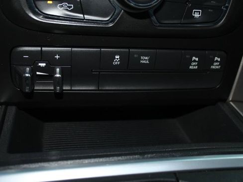 Used 2018 RAM 1500 Big Horn RWD image 34