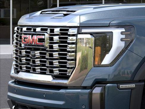 New 2026 GMC Sierra 2500 Denali image 13