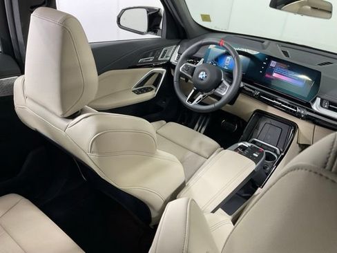 Used 2025 BMW X1 M35i w/ Premium Package AWD/4WD image 30