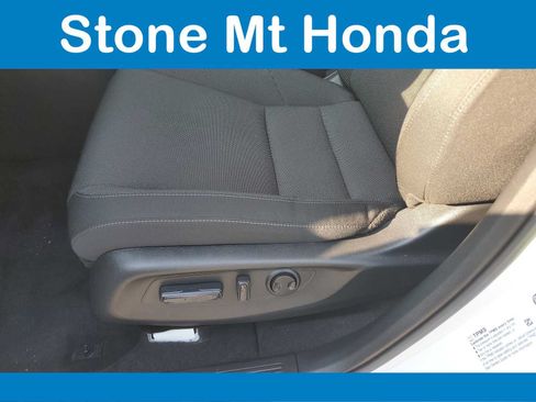 Used 2026 Honda CR-V EX image 17