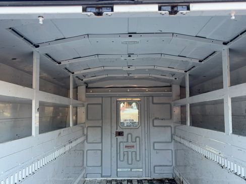 Used 2020 Ford Transit 350 DRW image 9