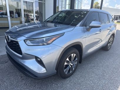 Used 2024 Toyota Highlander XLE