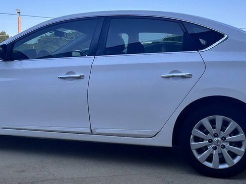 Used 2018 Nissan Sentra S w/ Protection Package FWD image 4