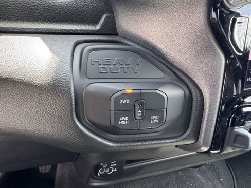 New 2025 RAM 2500 Tradesman image 27