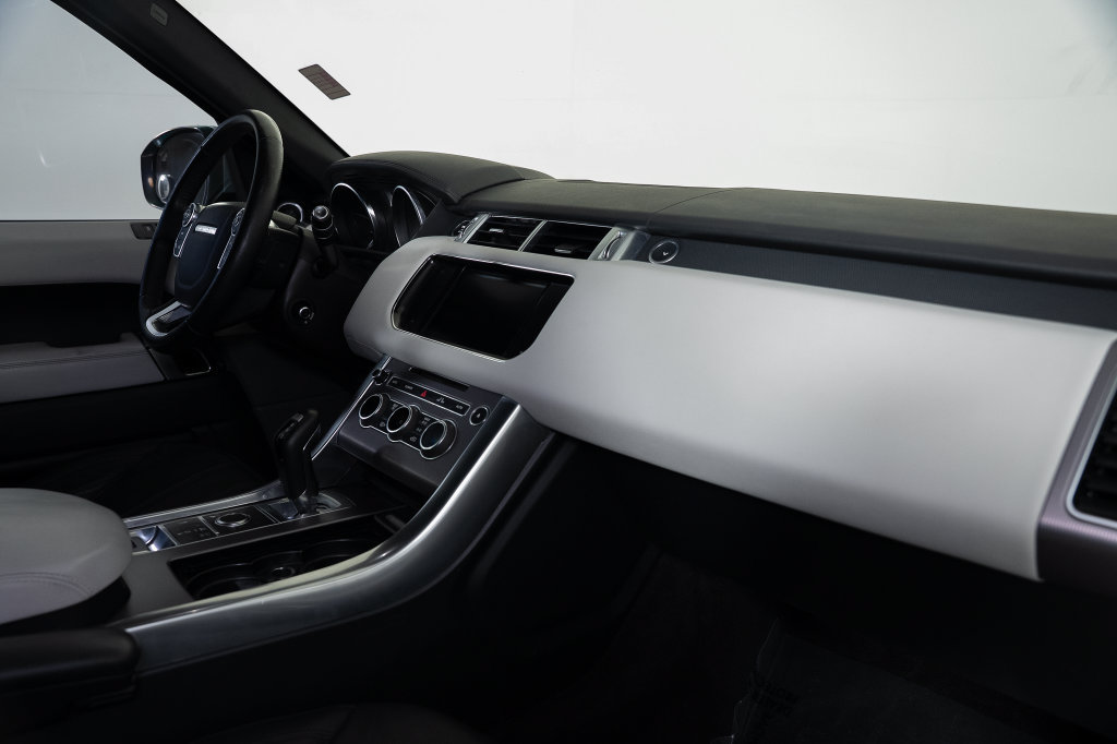 Used 2016 Land Rover Range Rover Sport HSE AWD/4WD image 39