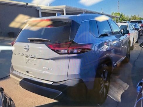 Used 2021 Nissan Rogue SL w/ Premium Package AWD/4WD image 5