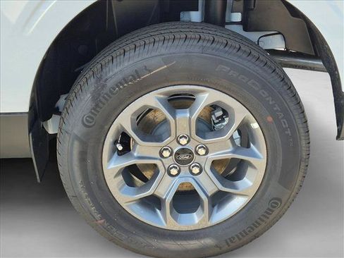 New 2026 Ford Maverick XLT FWD image 9
