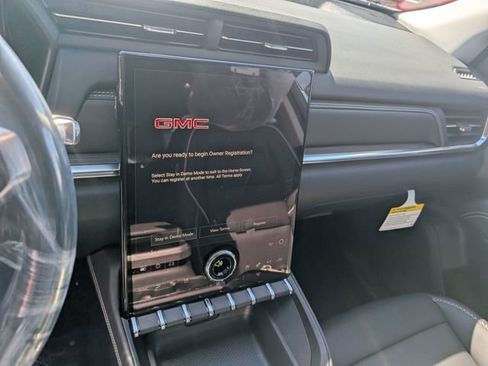 New 2026 GMC Terrain Denali AWD/4WD image 20