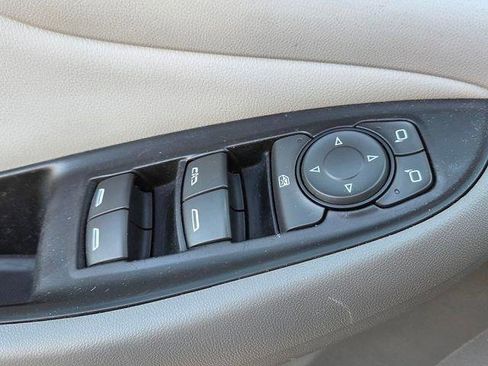 Used 2018 Chevrolet Volt LT w/ LT Driver Confidence Package image 17