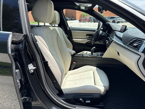 Used 2019 BMW 430i Gran Coupe xDrive w/ Convenience Package AWD/4WD image 30