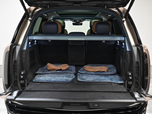 Used 2023 Land Rover Range Rover LWB SV Autobiography image 79