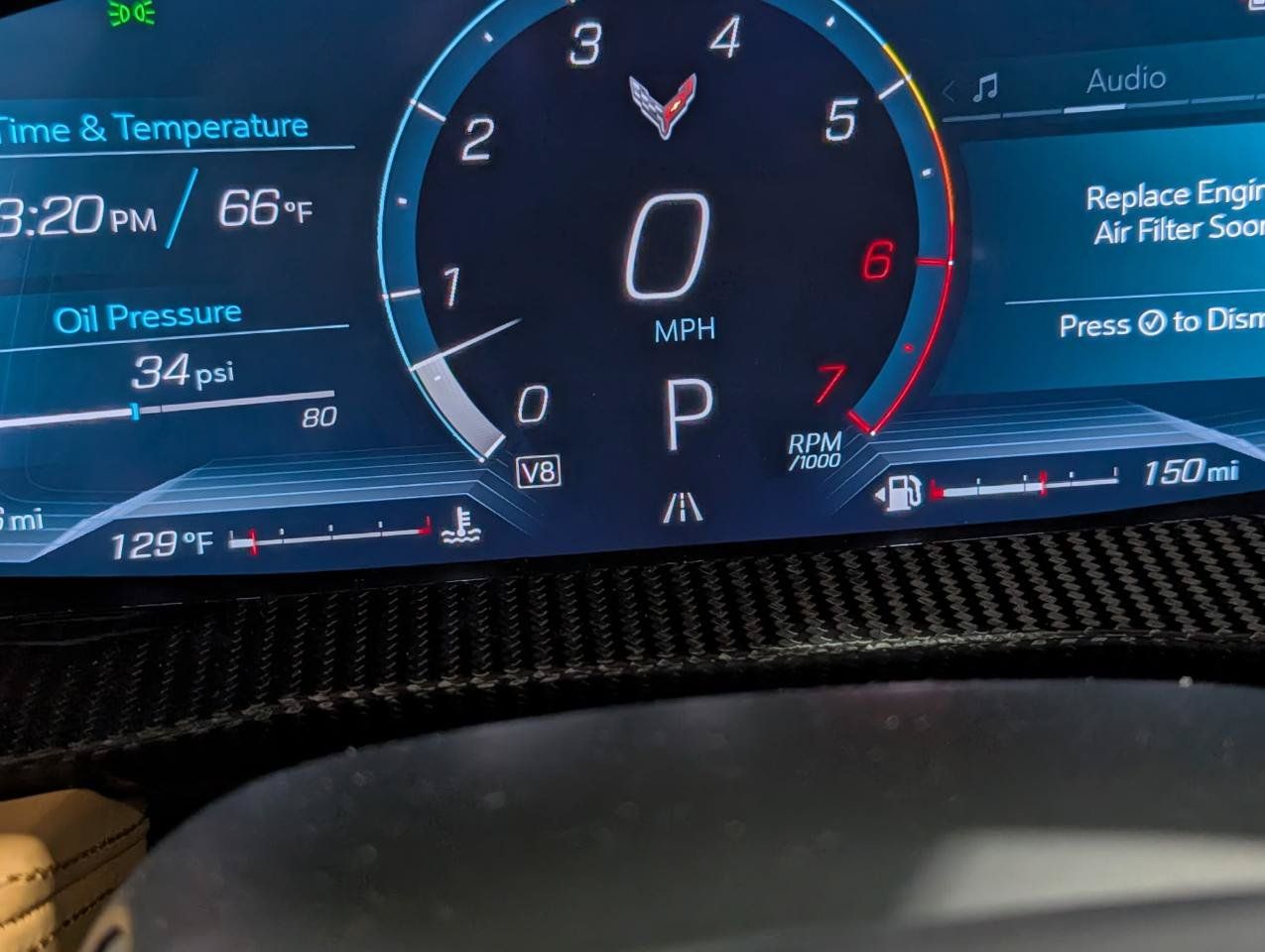Used 2022 Chevrolet Corvette Stingray Premium Cpe w/ Z51 Performance Package RWD image 9