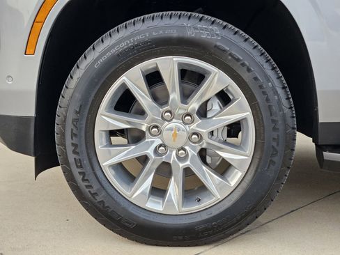 New 2026 Chevrolet Suburban Premier AWD/4WD image 13