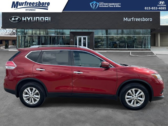Used 2015 Nissan Rogue SV w/ SV Premium Package FWD image 4