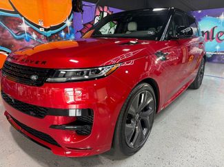 Used 2024 Land Rover Range Rover Sport Dynamic SE image 1