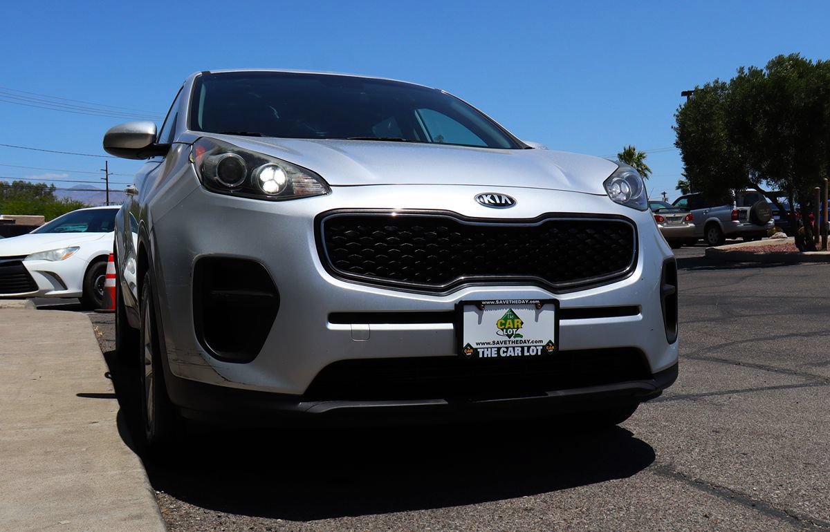 Used 2019 Kia Sportage LX FWD image 18