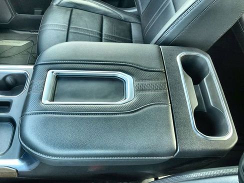 Used 2022 Chevrolet Silverado 1500 High Country w/ High Country Premium Package AWD/4WD image 20