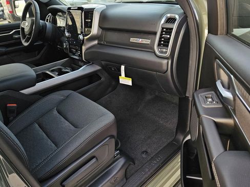 New 2026 RAM 1500 4x4 Crew Cab image 8